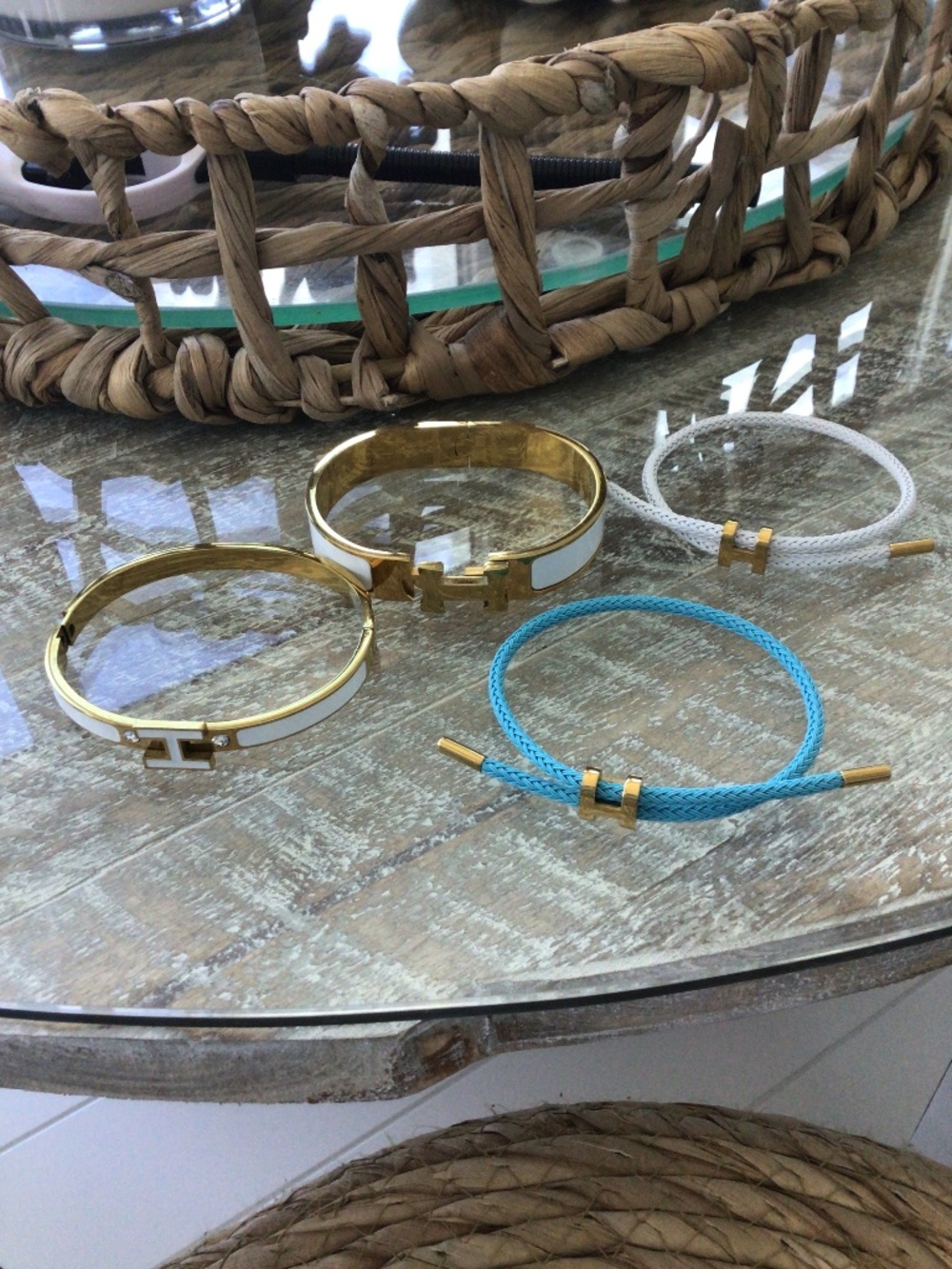 Fashion bracelet set of 4